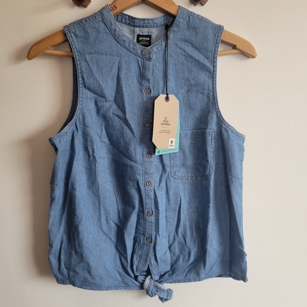 NWT Prana Sunrise Peak Tank Top Button Down Blue Denim Extra Small XS